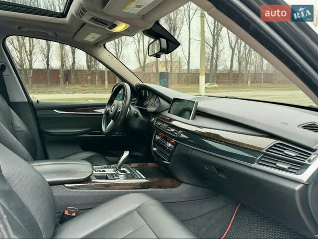 Чорний БМВ Х5, об'ємом двигуна 2.99 л та пробігом 156 тис. км за 21800 $, фото 7 на Automoto.ua