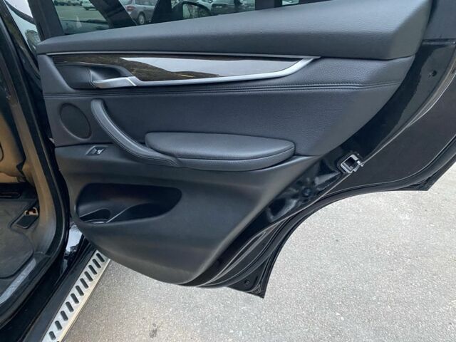 Черный БМВ Х5, объемом двигателя 3 л и пробегом 175 тыс. км за 26300 $, фото 12 на Automoto.ua