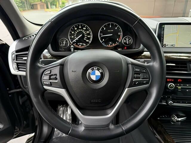 Чорний БМВ Х5, об'ємом двигуна 3 л та пробігом 75 тис. км за 25000 $, фото 11 на Automoto.ua