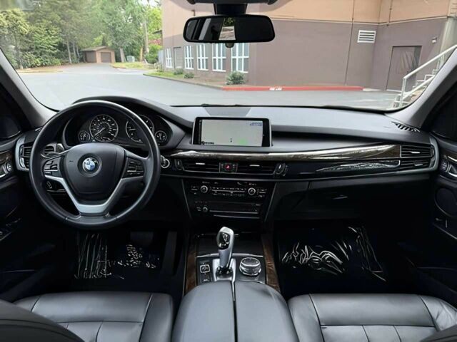 Чорний БМВ Х5, об'ємом двигуна 3 л та пробігом 75 тис. км за 25000 $, фото 10 на Automoto.ua