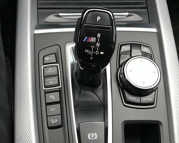 Черный БМВ Х5, объемом двигателя 0 л и пробегом 159 тыс. км за 38500 $, фото 4 на Automoto.ua