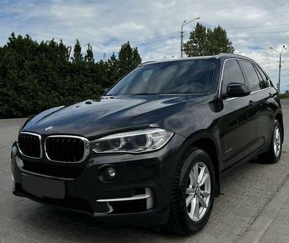 Черный БМВ Х5, объемом двигателя 2 л и пробегом 150 тыс. км за 21700 $, фото 2 на Automoto.ua