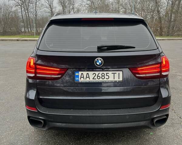 Чорний БМВ Х5, об'ємом двигуна 2 л та пробігом 197 тис. км за 28000 $, фото 2 на Automoto.ua