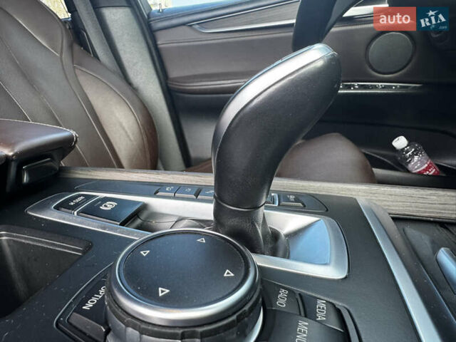 БМВ Х5 2015 в Днепре (Днепропетровске) на Automoto.ua Черный БМВ Х5, объемом двигателя 3 л и пробегом 175 тыс. км за 33900 $, фото 33 на Automoto.ua