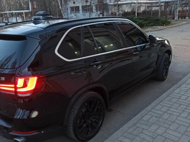 Черный БМВ Х5, объемом двигателя 3 л и пробегом 170 тыс. км за 20000 $, фото 3 на Automoto.ua