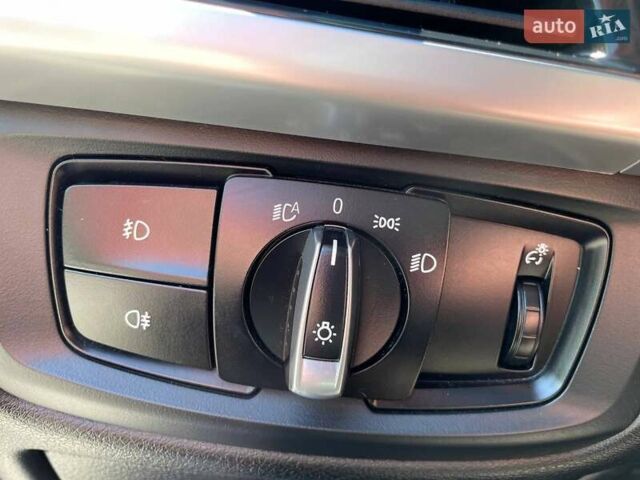 Чорний БМВ Х5, об'ємом двигуна 2 л та пробігом 270 тис. км за 28500 $, фото 38 на Automoto.ua