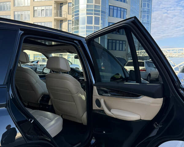 Черный БМВ Х5, объемом двигателя 2.98 л и пробегом 99 тыс. км за 31500 $, фото 7 на Automoto.ua