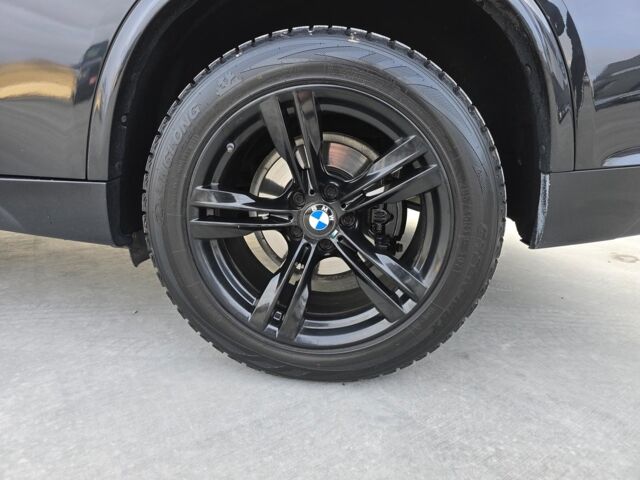 Чорний БМВ Х5, об'ємом двигуна 2 л та пробігом 152 тис. км за 33990 $, фото 7 на Automoto.ua