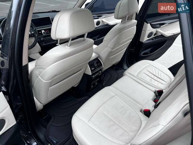 Черный БМВ Х5, объемом двигателя 2.98 л и пробегом 200 тыс. км за 21500 $, фото 17 на Automoto.ua