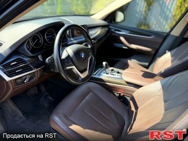 БМВ Х5 2015 в Днепре (Днепропетровске) на Automoto.ua Черный БМВ Х5, объемом двигателя 2 л и пробегом 127 тыс. км за 23500 $, фото 2 на Automoto.ua