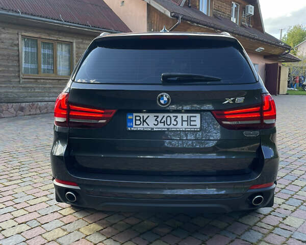 Черный БМВ Х5, объемом двигателя 2 л и пробегом 256 тыс. км за 23000 $, фото 5 на Automoto.ua