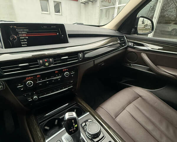 Черный БМВ Х5, объемом двигателя 2.98 л и пробегом 117 тыс. км за 26000 $, фото 11 на Automoto.ua