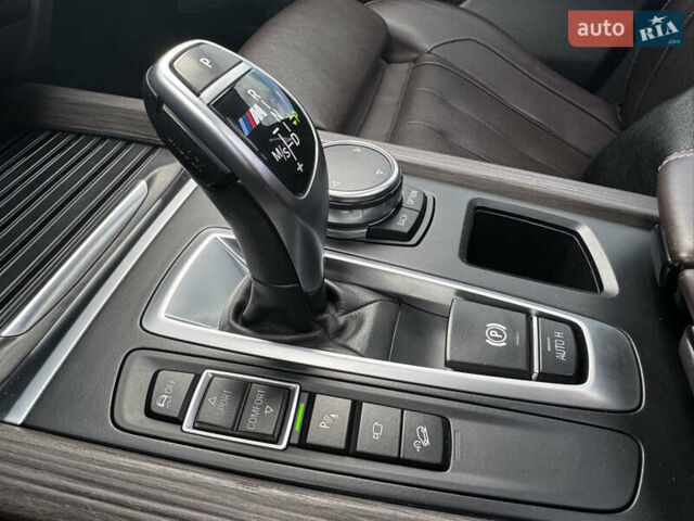 БМВ Х5 2015 в Днепре (Днепропетровске) на Automoto.ua Черный БМВ Х5, объемом двигателя 3 л и пробегом 175 тыс. км за 33900 $, фото 47 на Automoto.ua