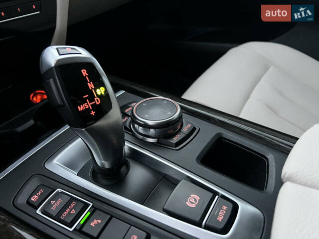 Черный БМВ Х5, объемом двигателя 2 л и пробегом 172 тыс. км за 23900 $, фото 13 на Automoto.ua