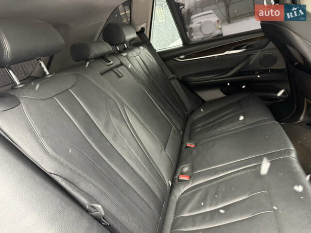 Чорний БМВ Х5, об'ємом двигуна 2.98 л та пробігом 178 тис. км за 19500 $, фото 25 на Automoto.ua