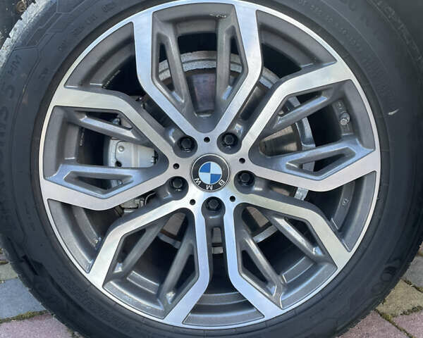 Черный БМВ Х5, объемом двигателя 2 л и пробегом 256 тыс. км за 23000 $, фото 7 на Automoto.ua