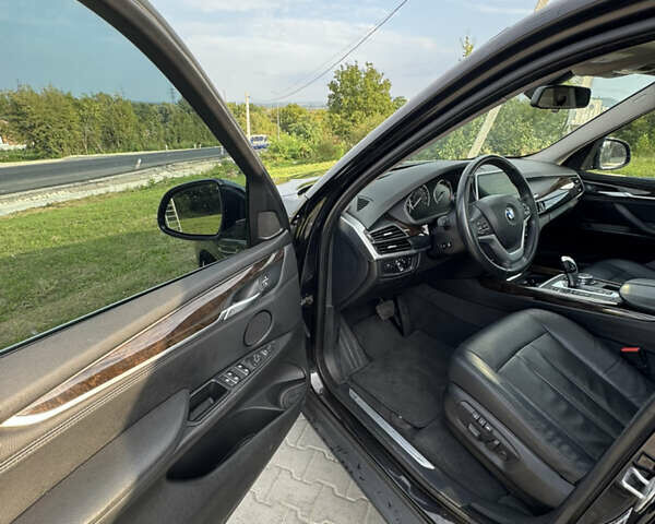 Чорний БМВ Х5, об'ємом двигуна 2.98 л та пробігом 181 тис. км за 20100 $, фото 8 на Automoto.ua