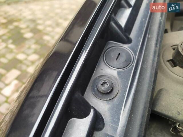 Чорний БМВ Х5, об'ємом двигуна 2 л та пробігом 159 тис. км за 25500 $, фото 55 на Automoto.ua