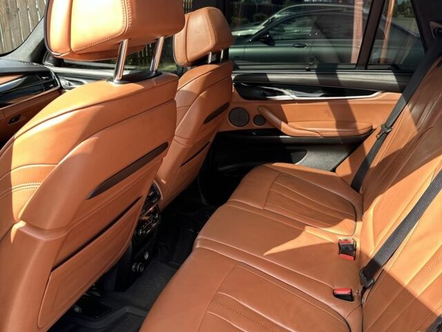 Чорний БМВ Х5, об'ємом двигуна 4.4 л та пробігом 178 тис. км за 33500 $, фото 17 на Automoto.ua