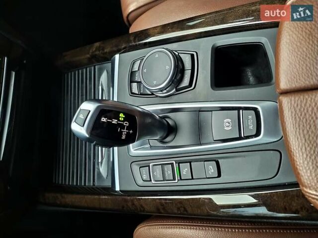 Чорний БМВ Х5, об'ємом двигуна 2 л та пробігом 159 тис. км за 25500 $, фото 43 на Automoto.ua
