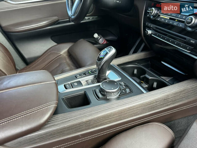 БМВ Х5 2015 в Днепре (Днепропетровске) на Automoto.ua Черный БМВ Х5, объемом двигателя 3 л и пробегом 175 тыс. км за 33900 $, фото 30 на Automoto.ua