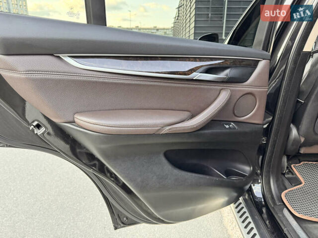 Чорний БМВ Х5, об'ємом двигуна 3 л та пробігом 194 тис. км за 19900 $, фото 28 на Automoto.ua