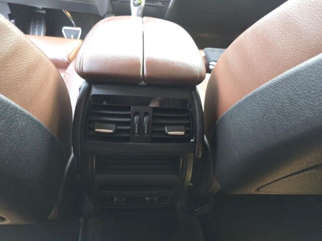 Чорний БМВ Х5, об'ємом двигуна 2 л та пробігом 152 тис. км за 33990 $, фото 14 на Automoto.ua