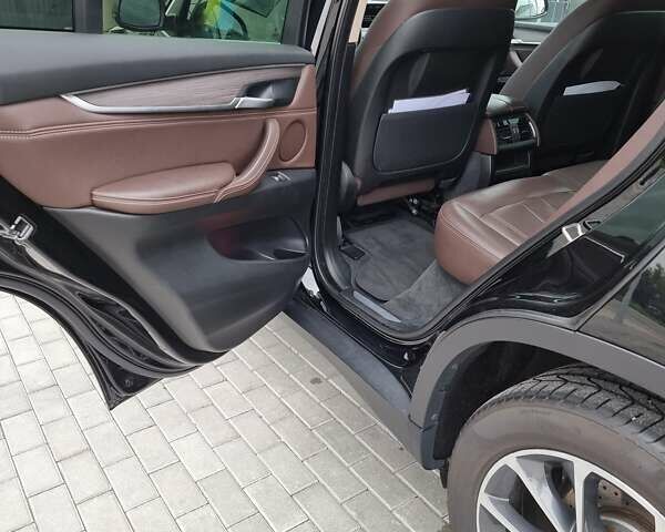 Чорний БМВ Х5, об'ємом двигуна 2 л та пробігом 170 тис. км за 32000 $, фото 10 на Automoto.ua