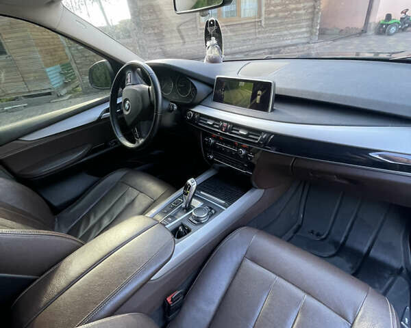 Черный БМВ Х5, объемом двигателя 2 л и пробегом 256 тыс. км за 23000 $, фото 10 на Automoto.ua