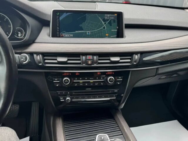 Чорний БМВ Х5, об'ємом двигуна 3 л та пробігом 73 тис. км за 11000 $, фото 7 на Automoto.ua