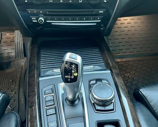 Чорний БМВ Х5, об'ємом двигуна 2 л та пробігом 260 тис. км за 24500 $, фото 17 на Automoto.ua