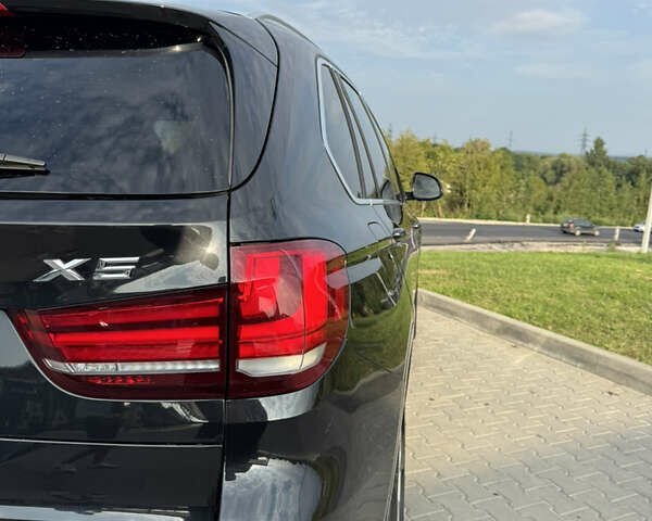 Чорний БМВ Х5, об'ємом двигуна 2.98 л та пробігом 181 тис. км за 20100 $, фото 21 на Automoto.ua