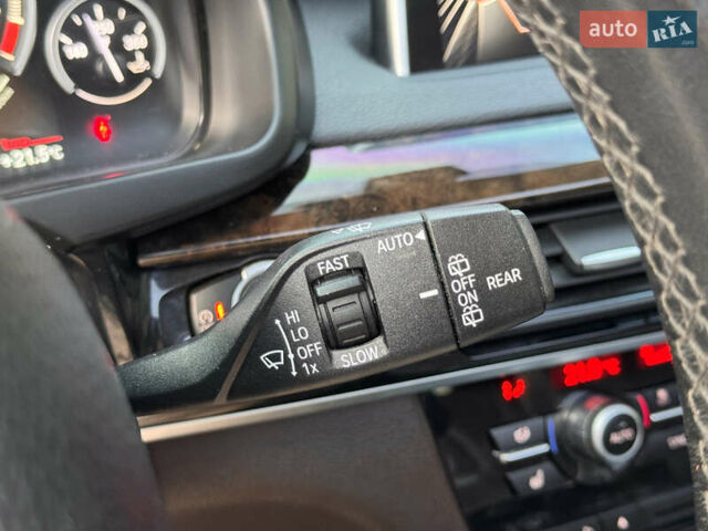 Чорний БМВ Х5, об'ємом двигуна 3 л та пробігом 194 тис. км за 19900 $, фото 36 на Automoto.ua