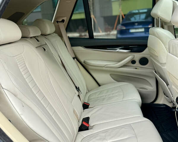 Чорний БМВ Х5, об'ємом двигуна 3 л та пробігом 240 тис. км за 23700 $, фото 15 на Automoto.ua