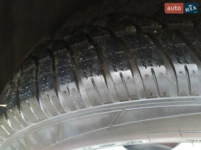 Чорний БМВ Х5, об'ємом двигуна 2 л та пробігом 159 тис. км за 25500 $, фото 18 на Automoto.ua