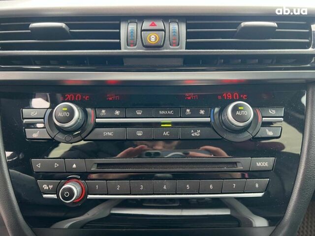 Чорний БМВ Х5, об'ємом двигуна 2 л та пробігом 135 тис. км за 27490 $, фото 27 на Automoto.ua