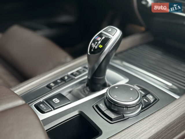 Чорний БМВ Х5, об'ємом двигуна 3 л та пробігом 177 тис. км за 33900 $, фото 33 на Automoto.ua