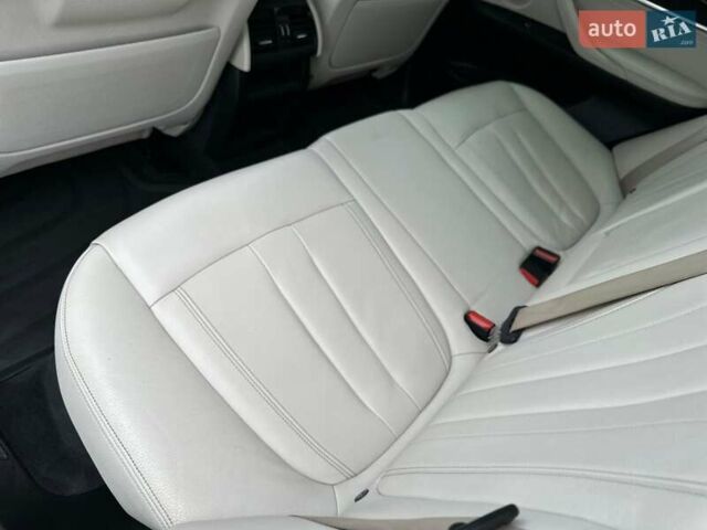 Чорний БМВ Х5, об'ємом двигуна 2 л та пробігом 148 тис. км за 26999 $, фото 56 на Automoto.ua