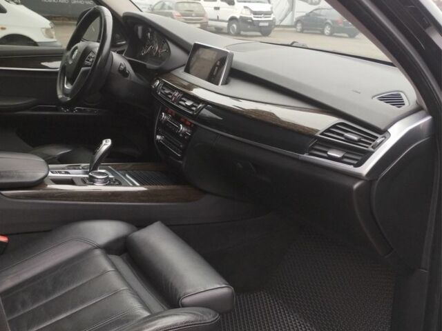 Черный БМВ Х5, объемом двигателя 3 л и пробегом 210 тыс. км за 21000 $, фото 2 на Automoto.ua