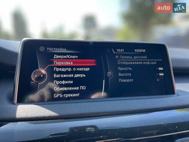 Чорний БМВ Х5, об'ємом двигуна 2 л та пробігом 270 тис. км за 28500 $, фото 46 на Automoto.ua