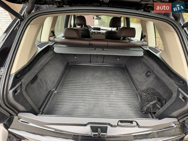 Черный БМВ Х5, объемом двигателя 2 л и пробегом 341 тыс. км за 22800 $, фото 10 на Automoto.ua