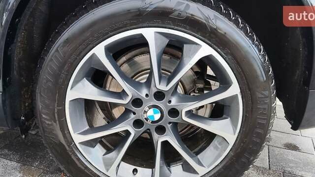 Черный БМВ Х5, объемом двигателя 2.98 л и пробегом 163 тыс. км за 24000 $, фото 4 на Automoto.ua