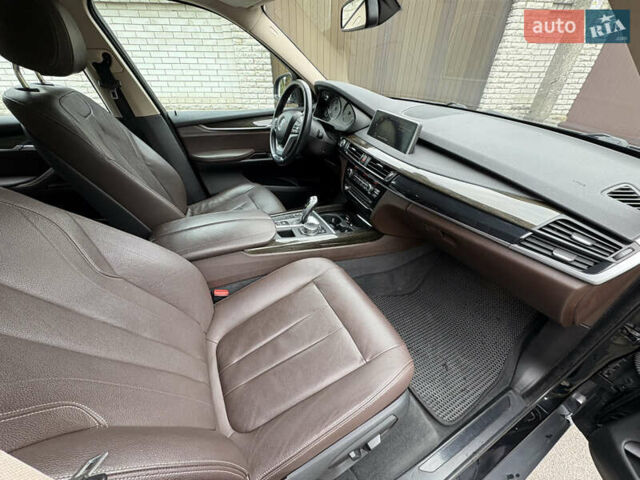 Черный БМВ Х5, объемом двигателя 2 л и пробегом 341 тыс. км за 22800 $, фото 6 на Automoto.ua