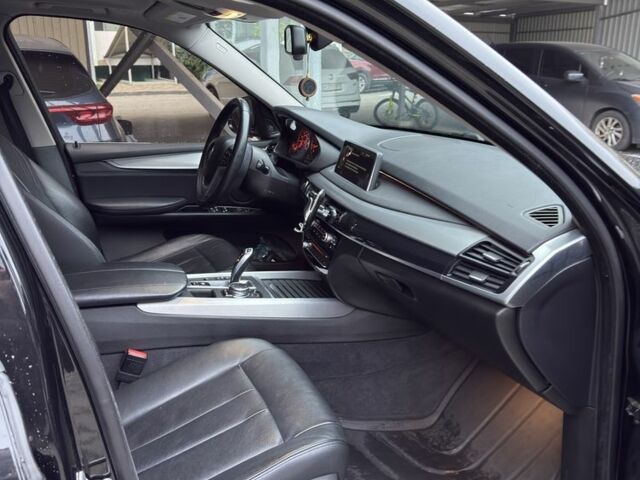 Черный БМВ Х5, объемом двигателя 3 л и пробегом 178 тыс. км за 20200 $, фото 18 на Automoto.ua