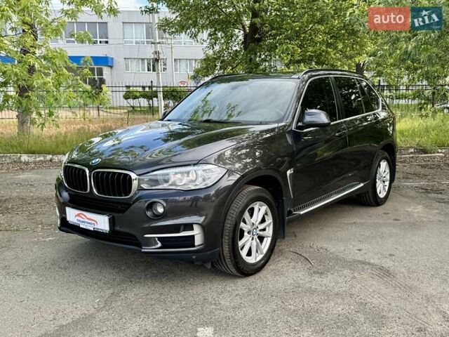 Черный БМВ Х5, объемом двигателя 2 л и пробегом 152 тыс. км за 23490 $, фото 3 на Automoto.ua