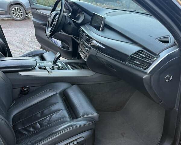 Черный БМВ Х5, объемом двигателя 2 л и пробегом 260 тыс. км за 24500 $, фото 17 на Automoto.ua