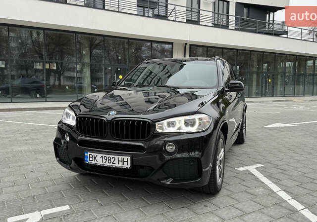 Чорний БМВ Х5, об'ємом двигуна 3 л та пробігом 144 тис. км за 32000 $, фото 4 на Automoto.ua
