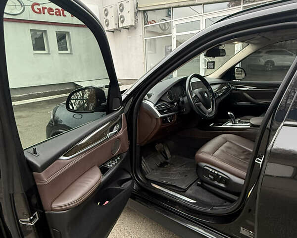 Черный БМВ Х5, объемом двигателя 2.98 л и пробегом 117 тыс. км за 26000 $, фото 22 на Automoto.ua