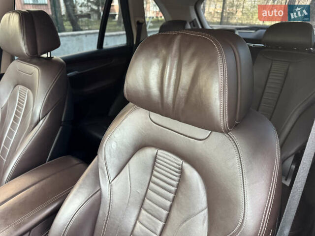 Чорний БМВ Х5, об'ємом двигуна 2.99 л та пробігом 320 тис. км за 27000 $, фото 35 на Automoto.ua