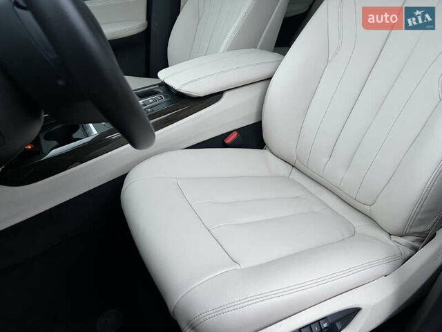 Чорний БМВ Х5, об'ємом двигуна 2 л та пробігом 172 тис. км за 22900 $, фото 11 на Automoto.ua